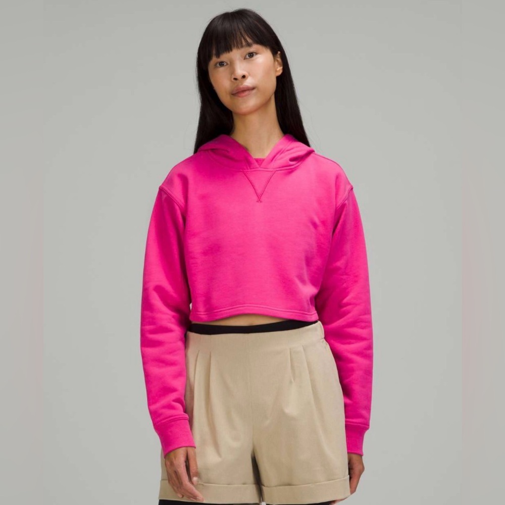 Lululemon all yours cropped crew sonic pink